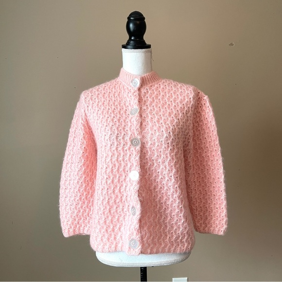 QUEENS WAY | Vintage Pink Hand Knit Cardigan Sweater Sz M - Picture 2 of 7